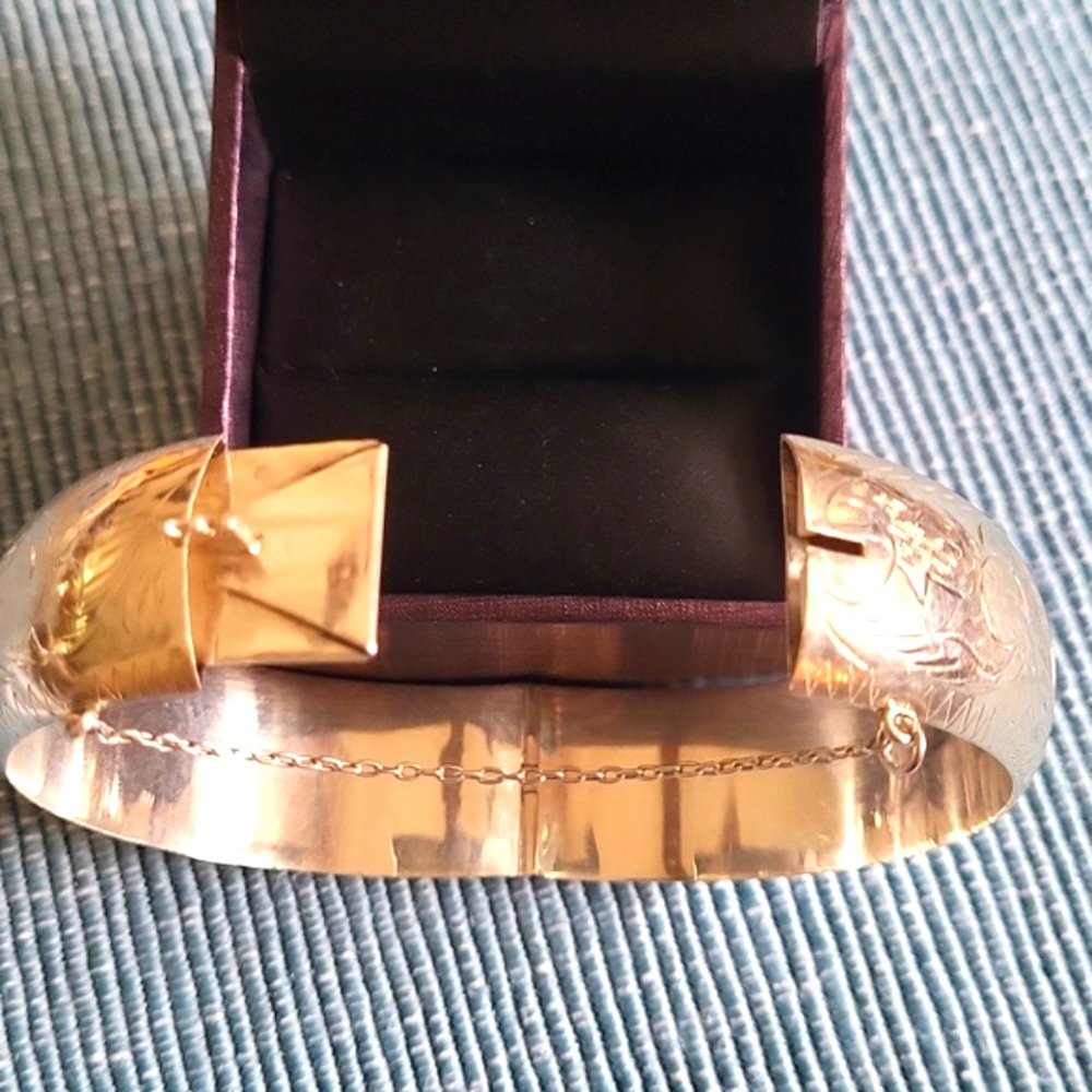 Sterling silver chunky bangle bracelet - Picture 5 of 6